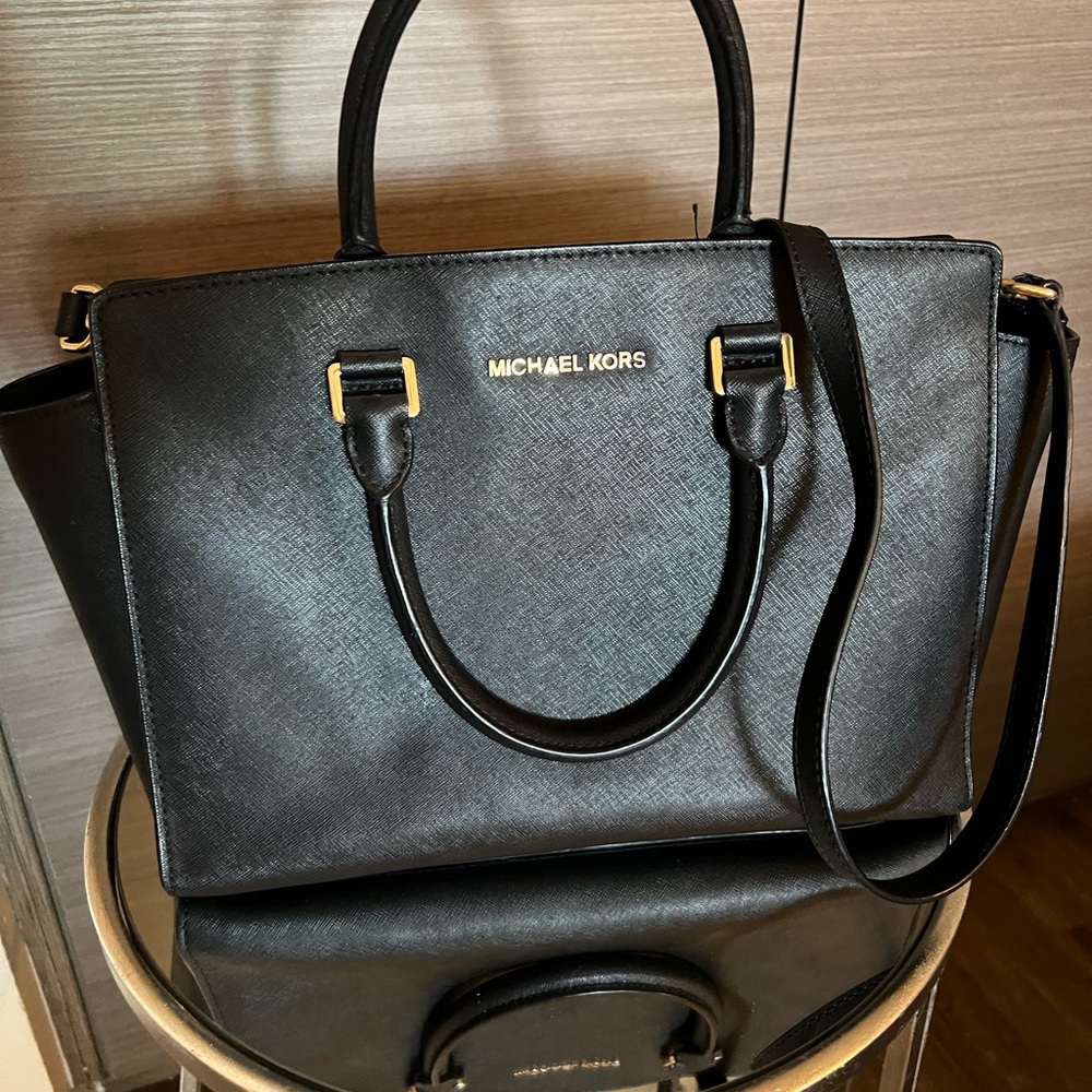 Michael Kors Satchel Black “Perfect Size”